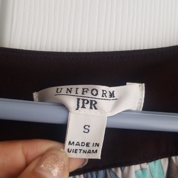 Flowy Top - Picture 2 of 4